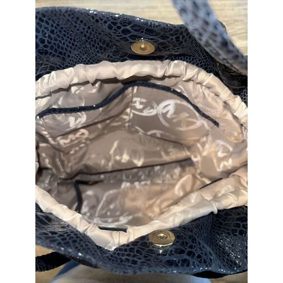 Michael Kors Snakeskin Leather Navy Shoulder Bag. Gold Tone Hardware. Mint. - Picture 6 of 12